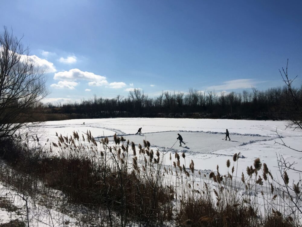 Petits étangs, grands buts : Canards Illimités Canada célèbre les racines du hockey et la conservation des milieux humides avec une nouvelle campagne et un nouveau concours